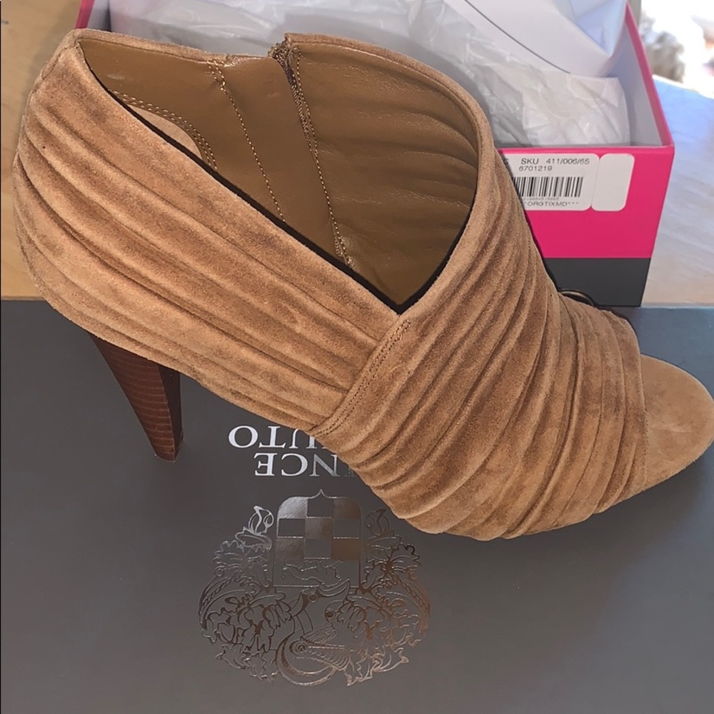Vince Camuto heels